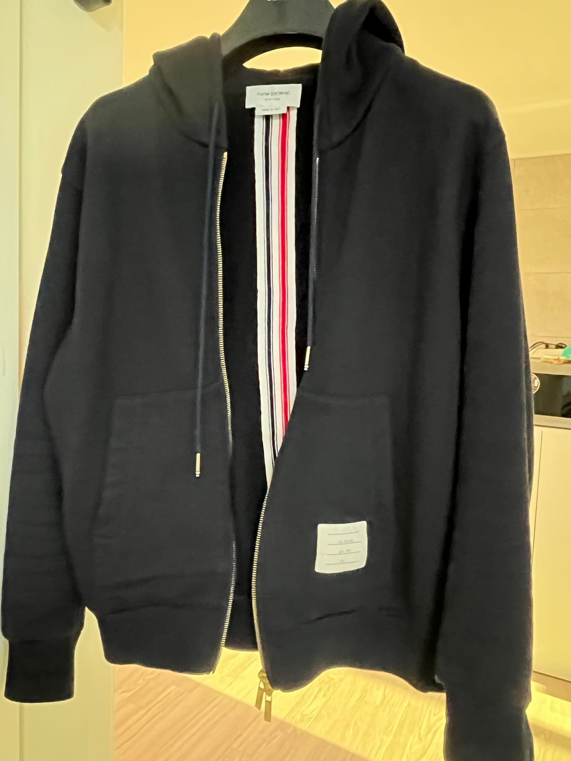 톰브라운 백삼선 후드집업 2size 상품이미지2