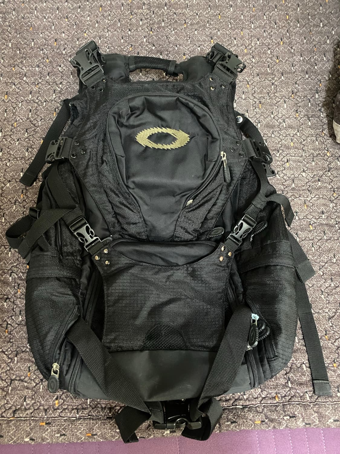 오클리 블랙 백팩 상품이미지1