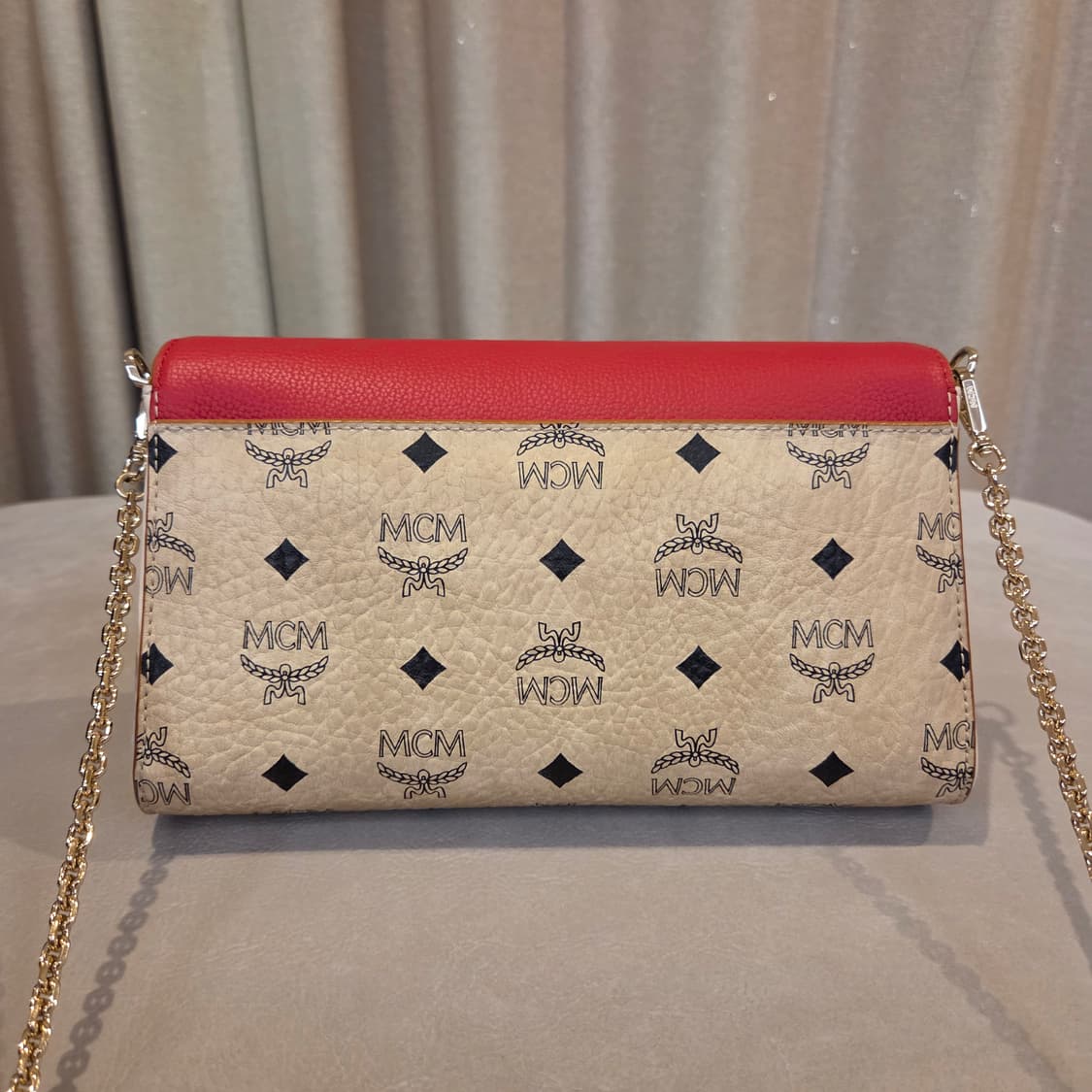 MCM 밀리 비세토스 레더 블록 플랩 크로스바디 상품이미지4