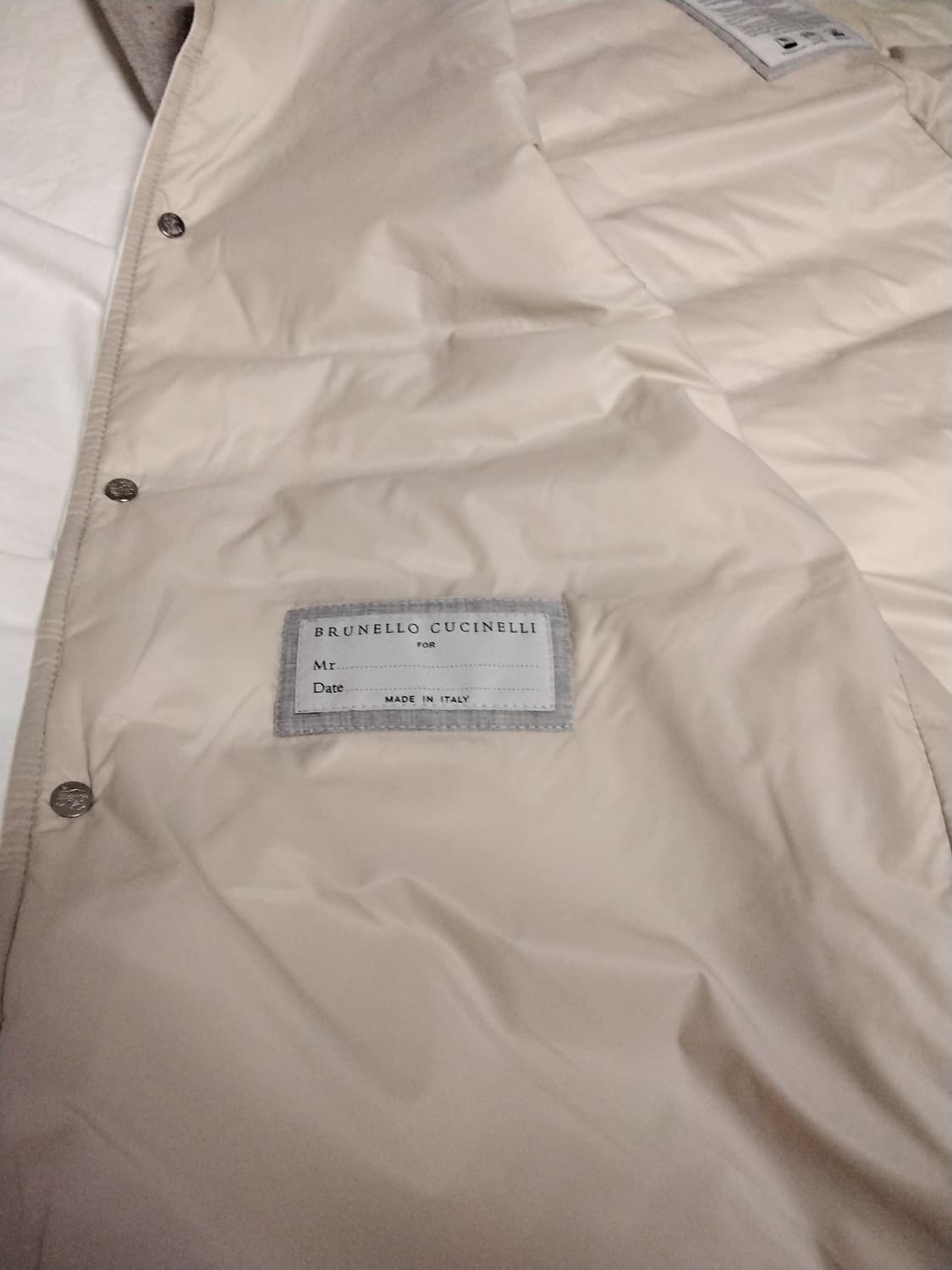 새상품 브루넬로 쿠치넬리  패딩조끼 L  상품이미지6