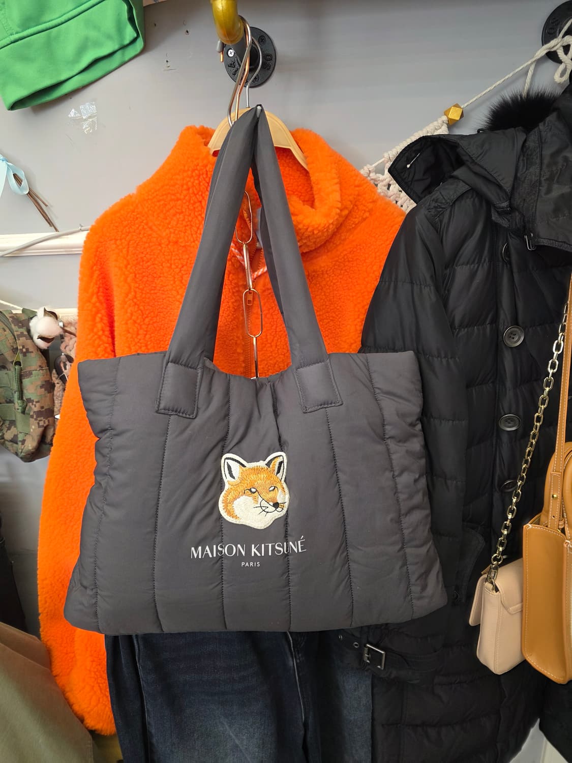 메종키츠네 x 라네즈 패딩백 그레이 상품이미지1