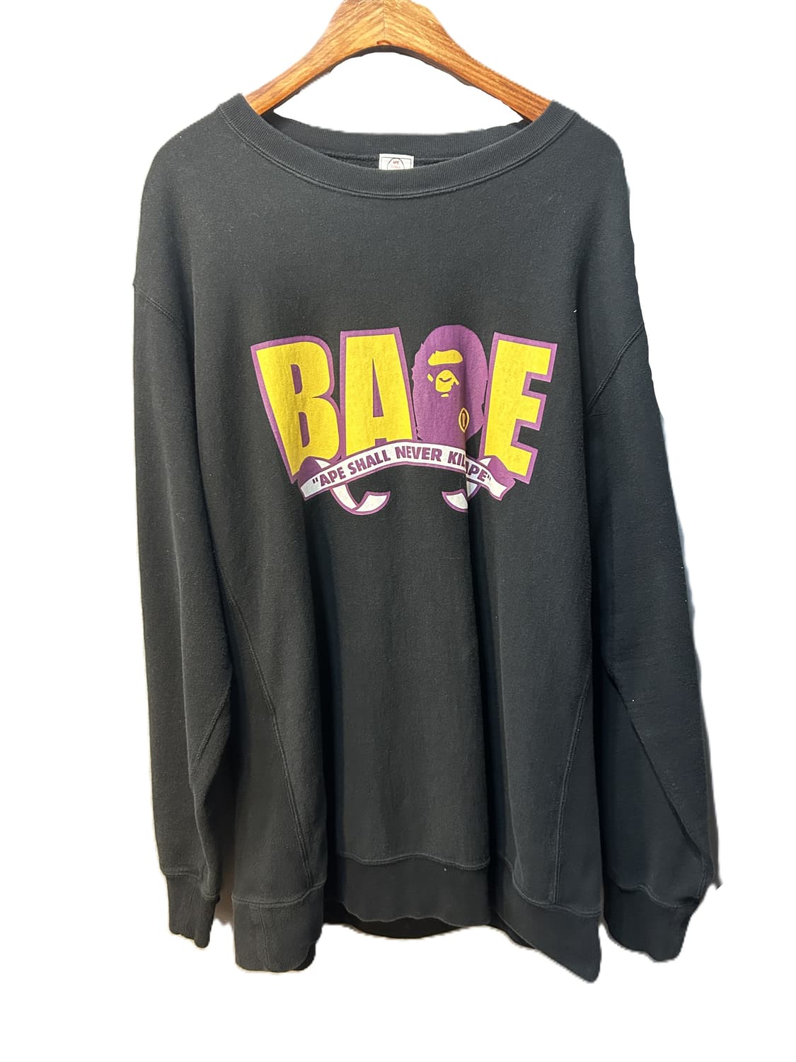 베이프 Ape Shall Never Kill Ape 로고 스웨트셔츠 상품이미지1