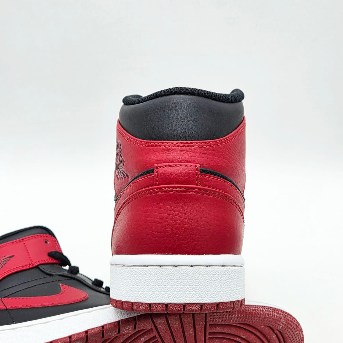 나이키 에어 조던 1 미드 브레드 밴드 2020 (275) 상품이미지2