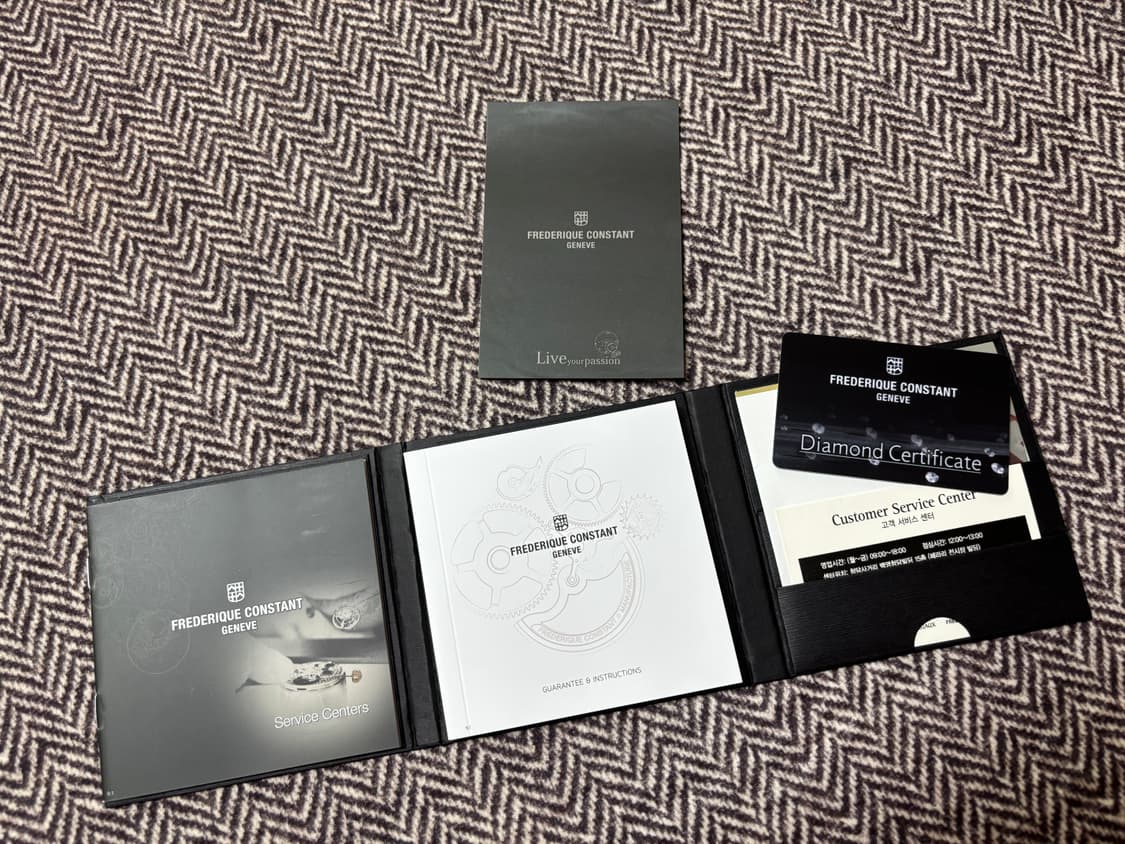 프레드릭 콘스탄트 슬림라인 문페이즈 여성 상품이미지4