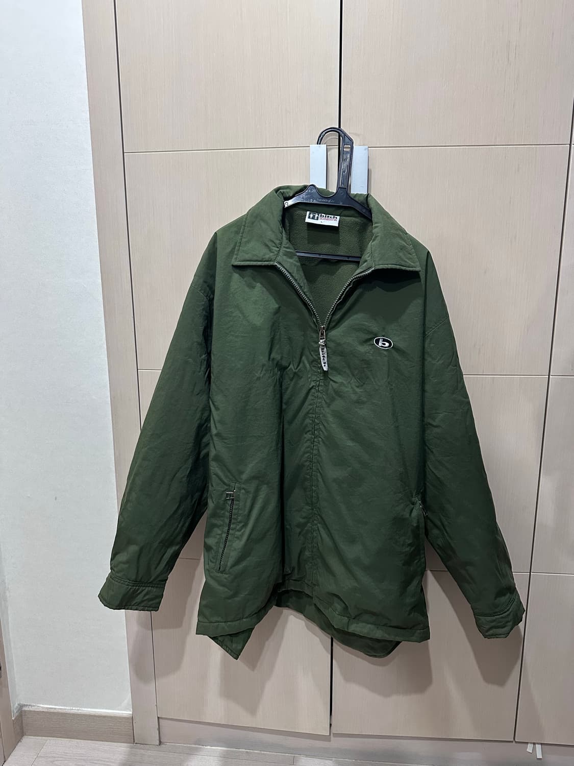 Bitch 자켓 상품이미지1