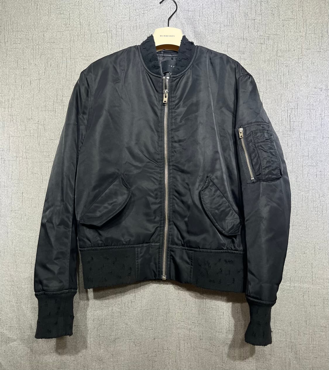 이로(IRO) SIGVALD 시그발드 항공점퍼 블랙 FREE 상품이미지1