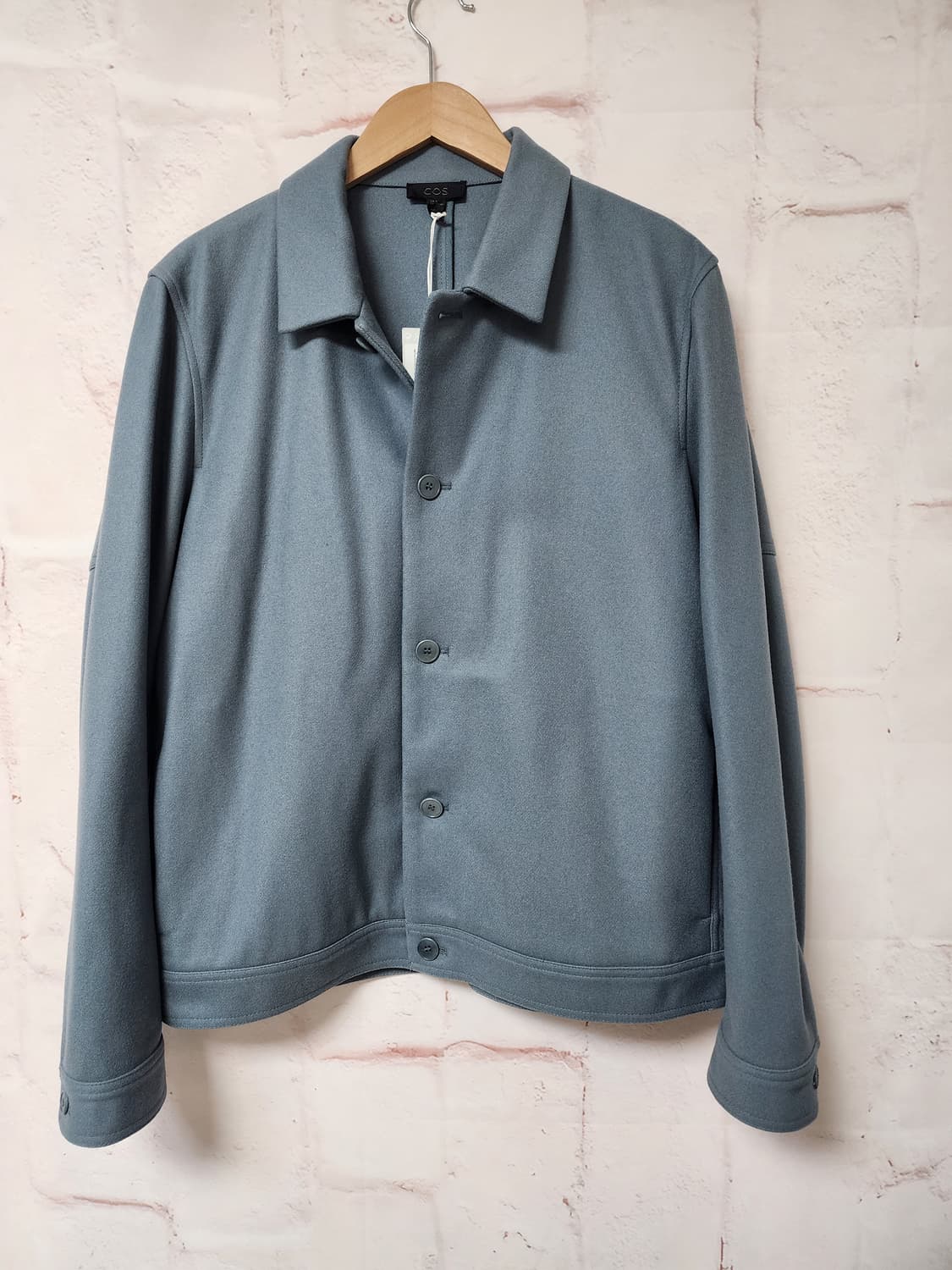 COS 에어포스 블루 색상 울 자켓 상품이미지1