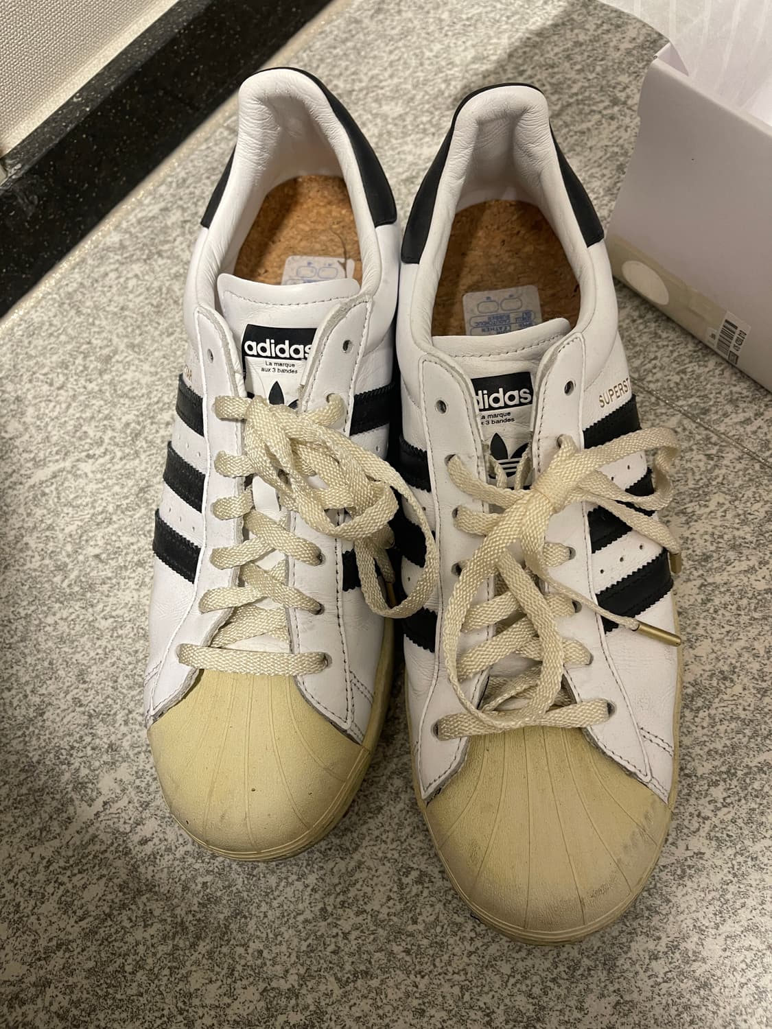 아디다스 오리지널스 슈퍼스타 프리미엄 상품이미지1