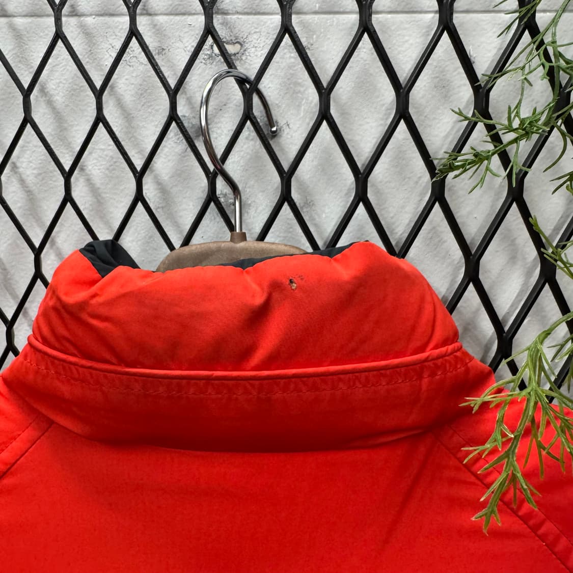 00s 라코스테 리버시블 덕다운 패딩 점퍼 레드 블랙 상품이미지9