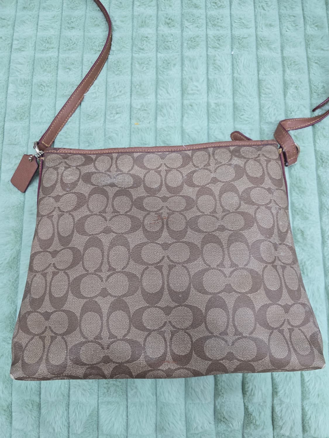 Coach 크로스백 상품이미지2