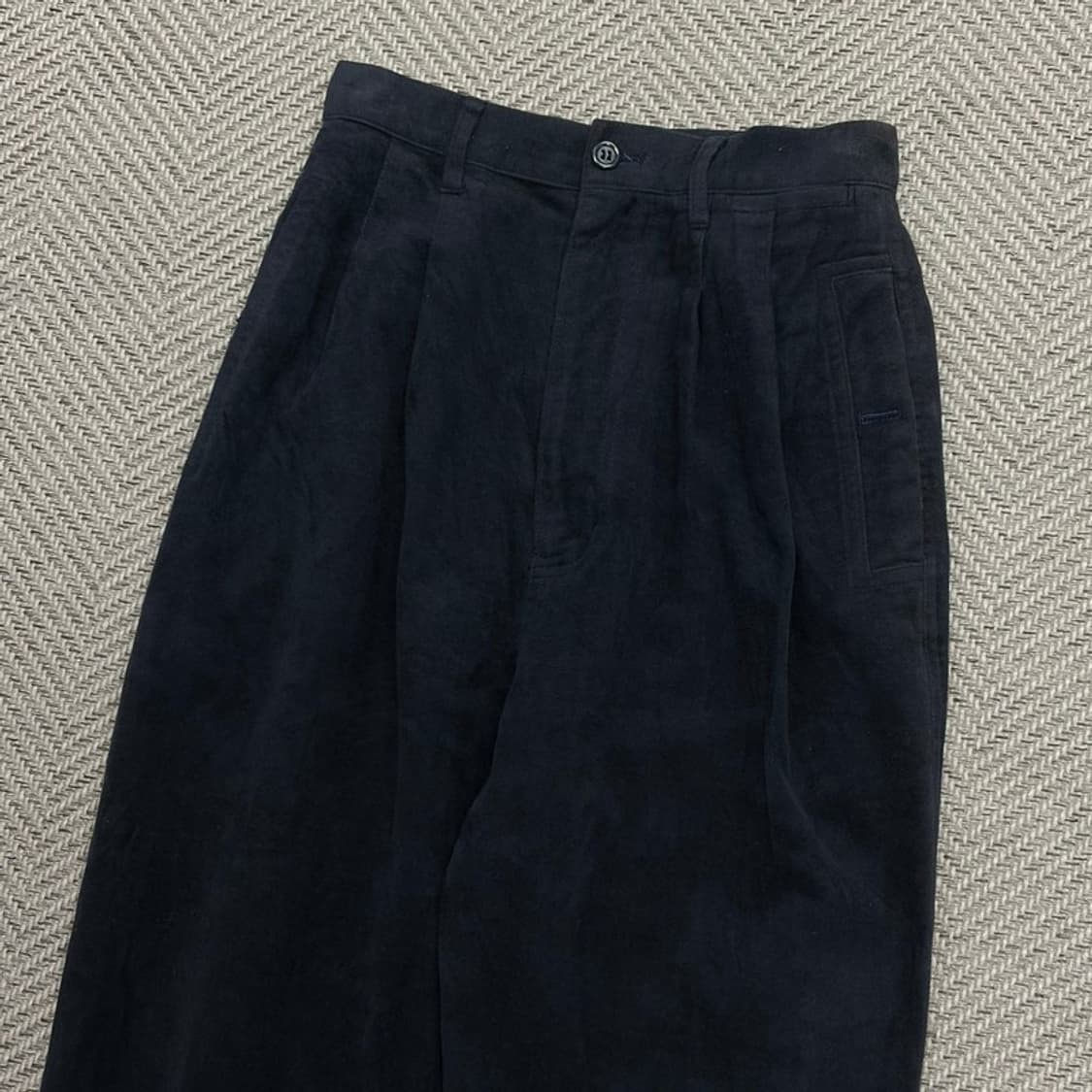 이세이미야케 하이 핀턱 팬츠 v1492 상품이미지3