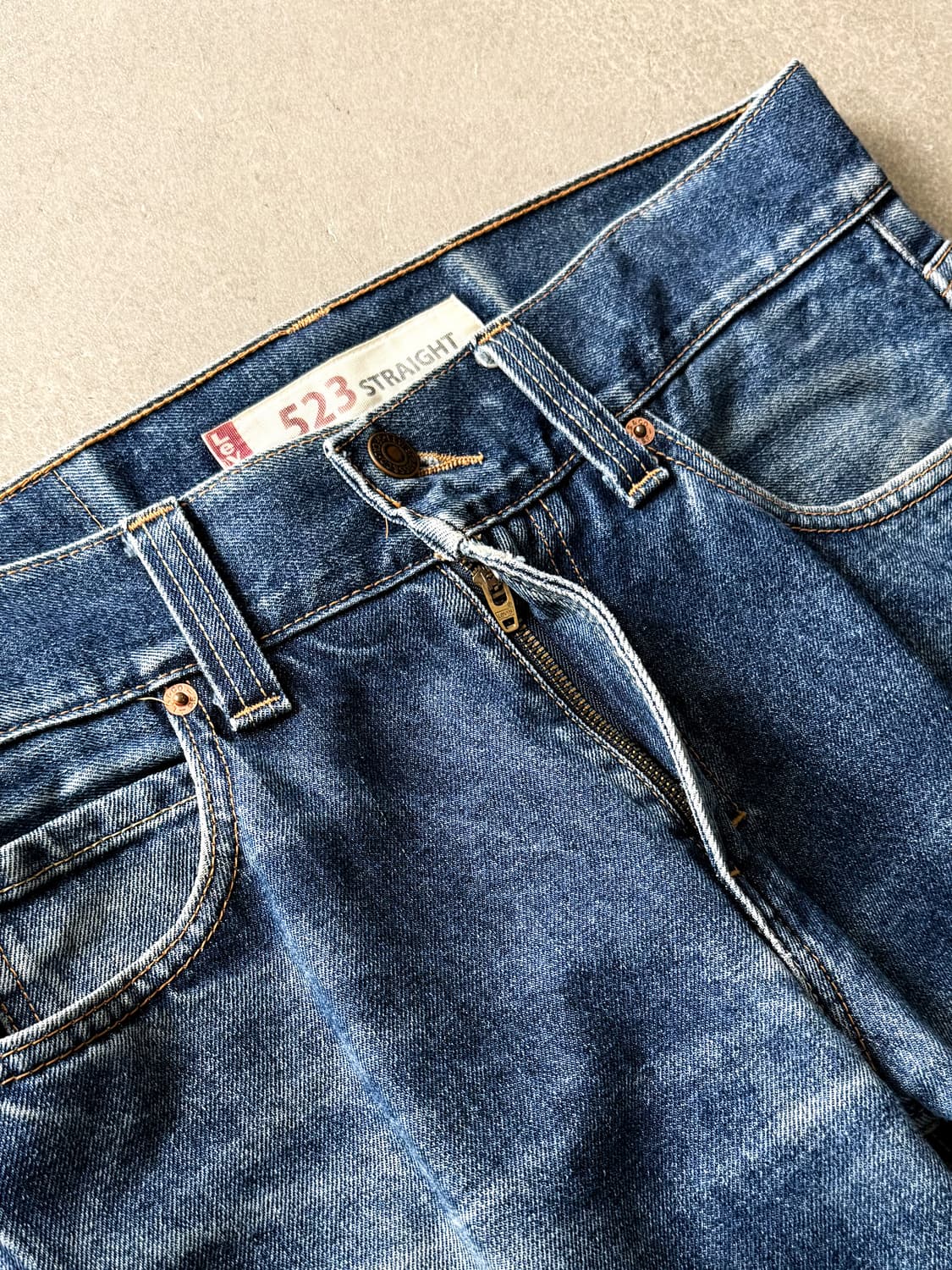 Vintage Levi's 523 Straight Denim Pants 상품이미지5