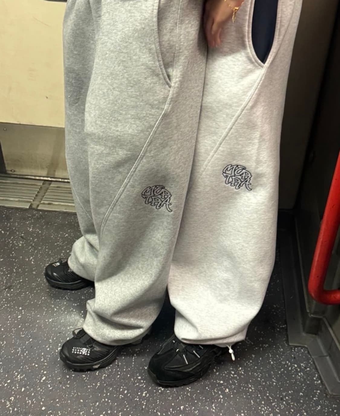 구매) Mertra 스웻팬츠 구합니다! 상품이미지3