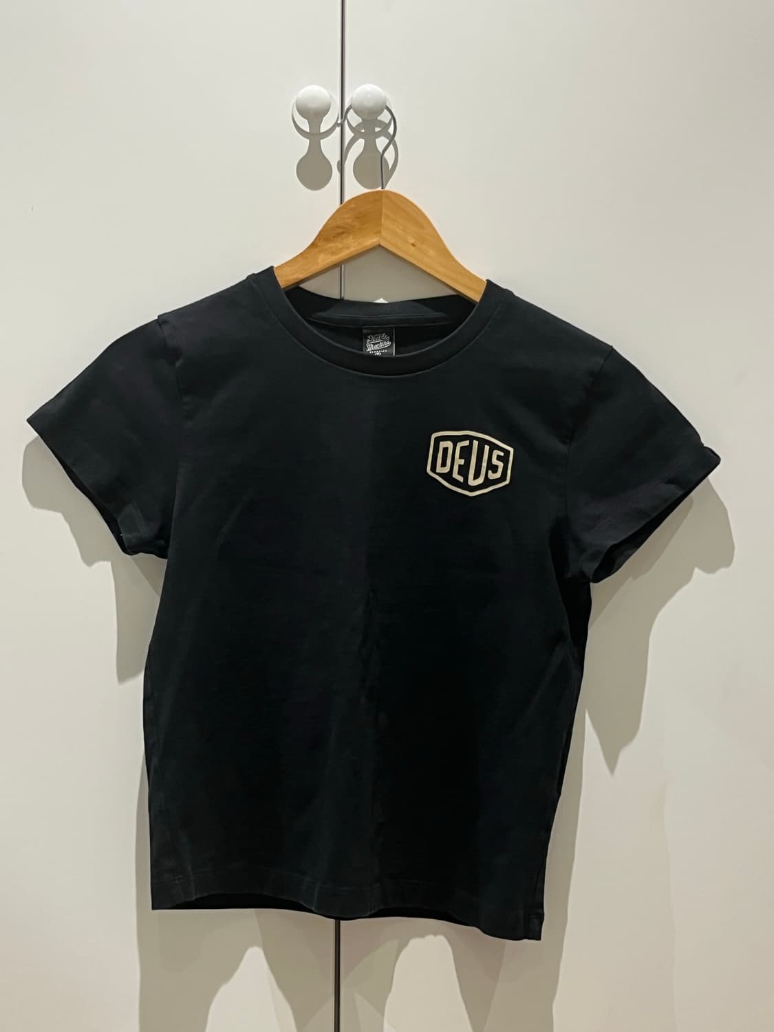 데우스 세미크롭 반팔티 상품이미지1