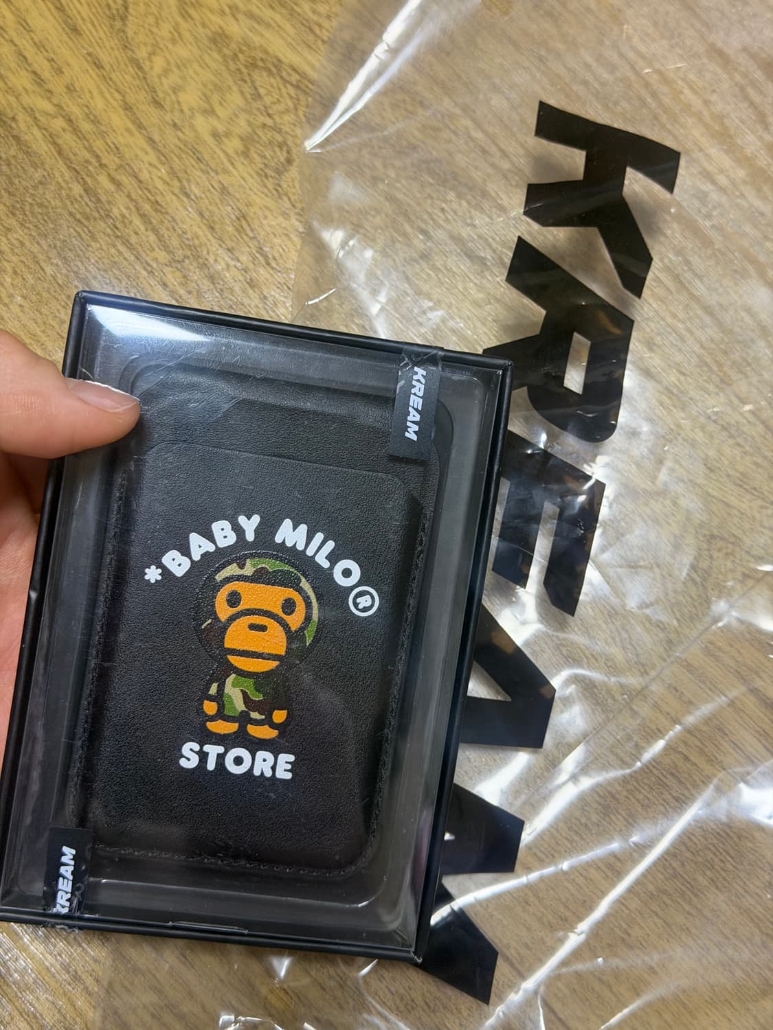 베이프 맥세이프 카드지갑 상품이미지2