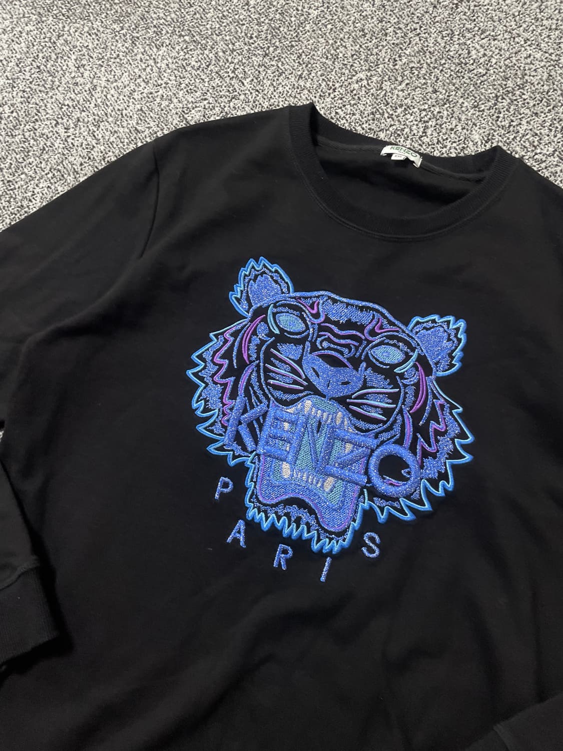 빈티지9. Kenzo 겐조 타이거 자수 맨투맨 스웻셔츠 블루네온 상품이미지2