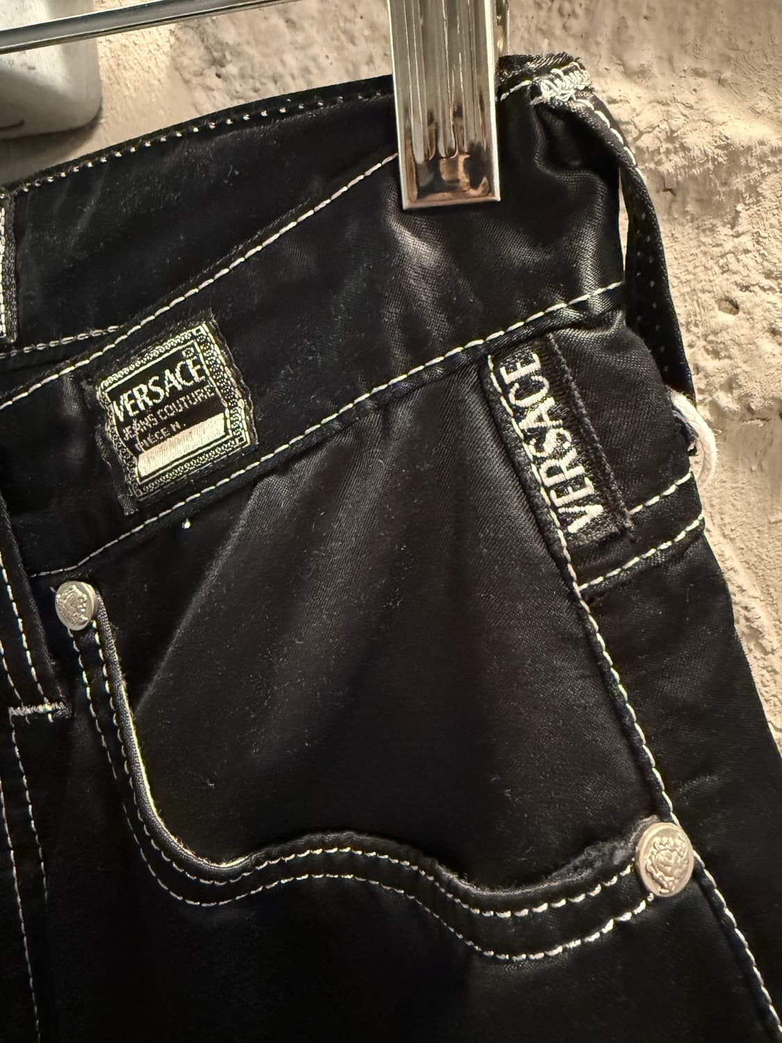 베르사체 진스 쿠튀르 블랙 코팅 면 팬츠 24인치 상품이미지6