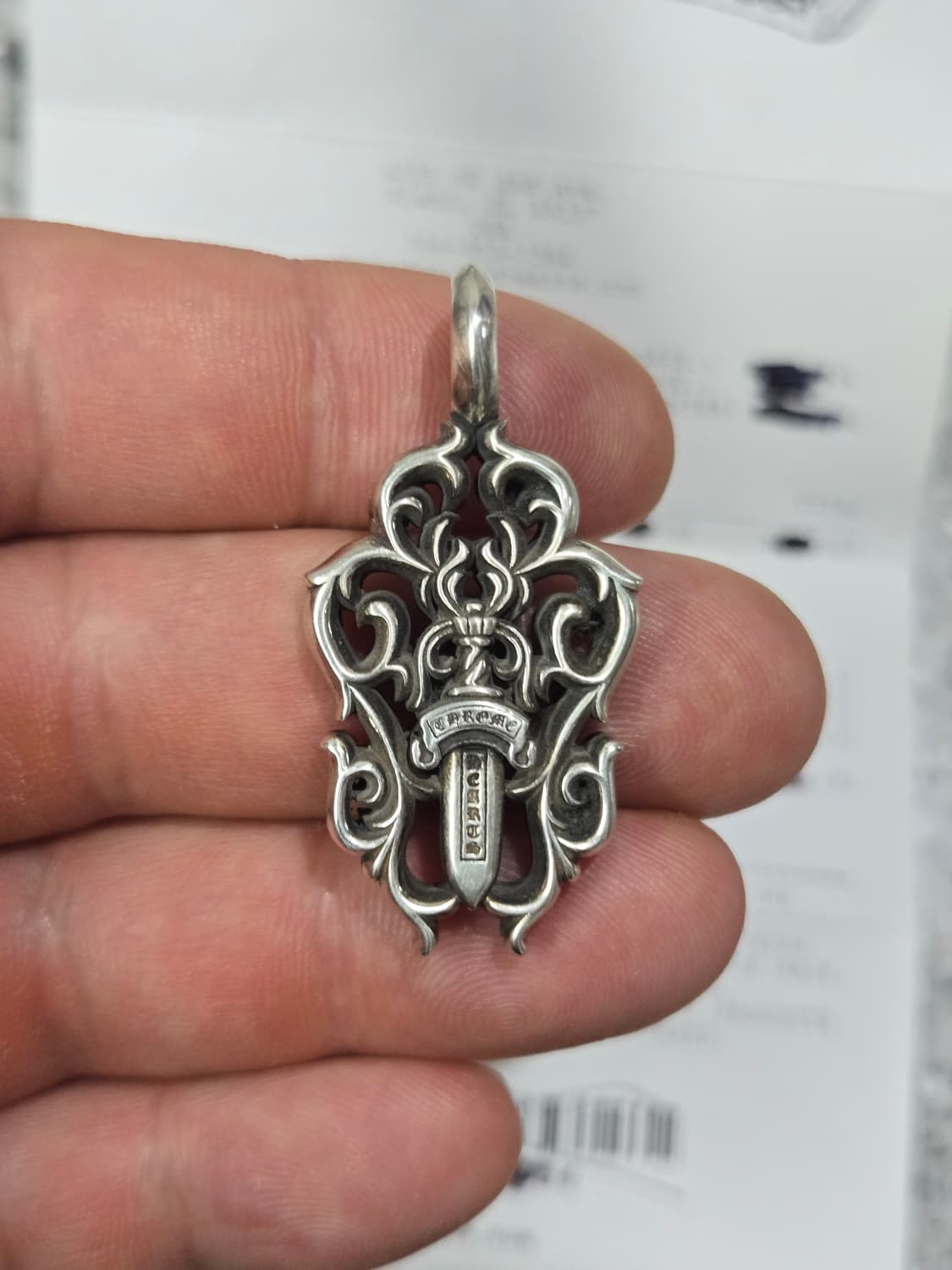 크롬하츠 바인 대거 펜던트 정품 상품이미지2