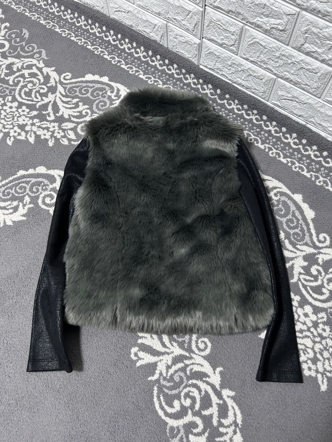 Dkny 퍼 크랙 암 집업 자켓 상품이미지4