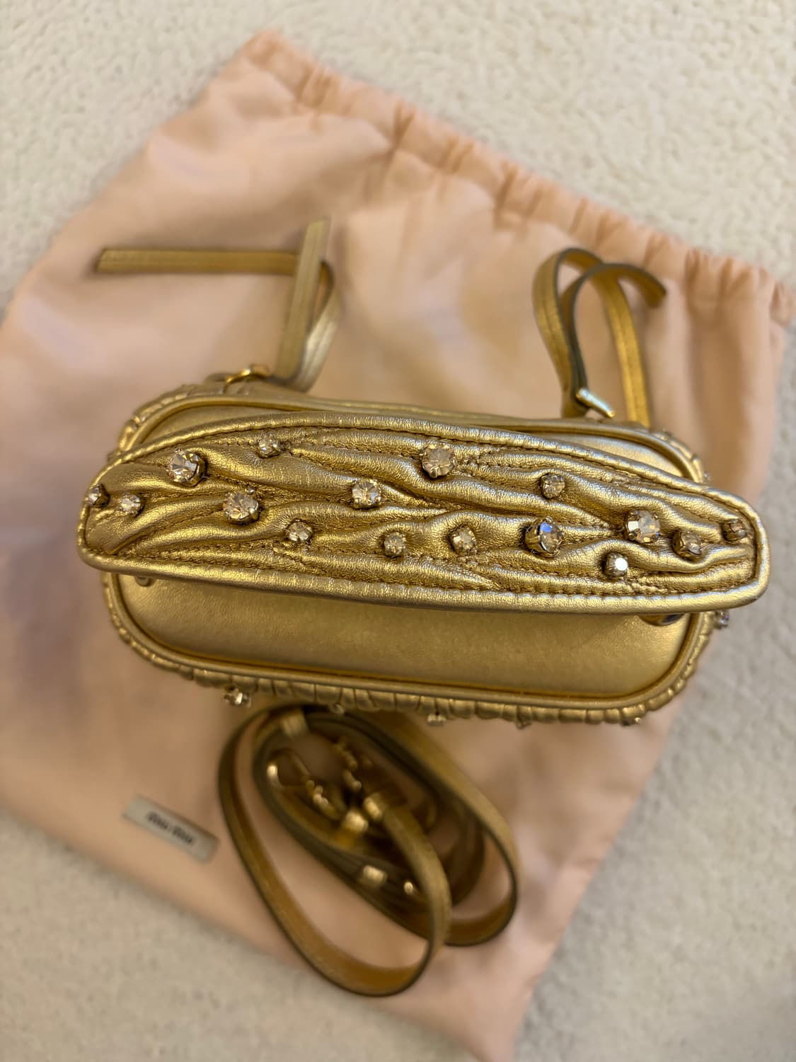 MIUMIU 마텔라쎄크리스탈백 상품이미지3