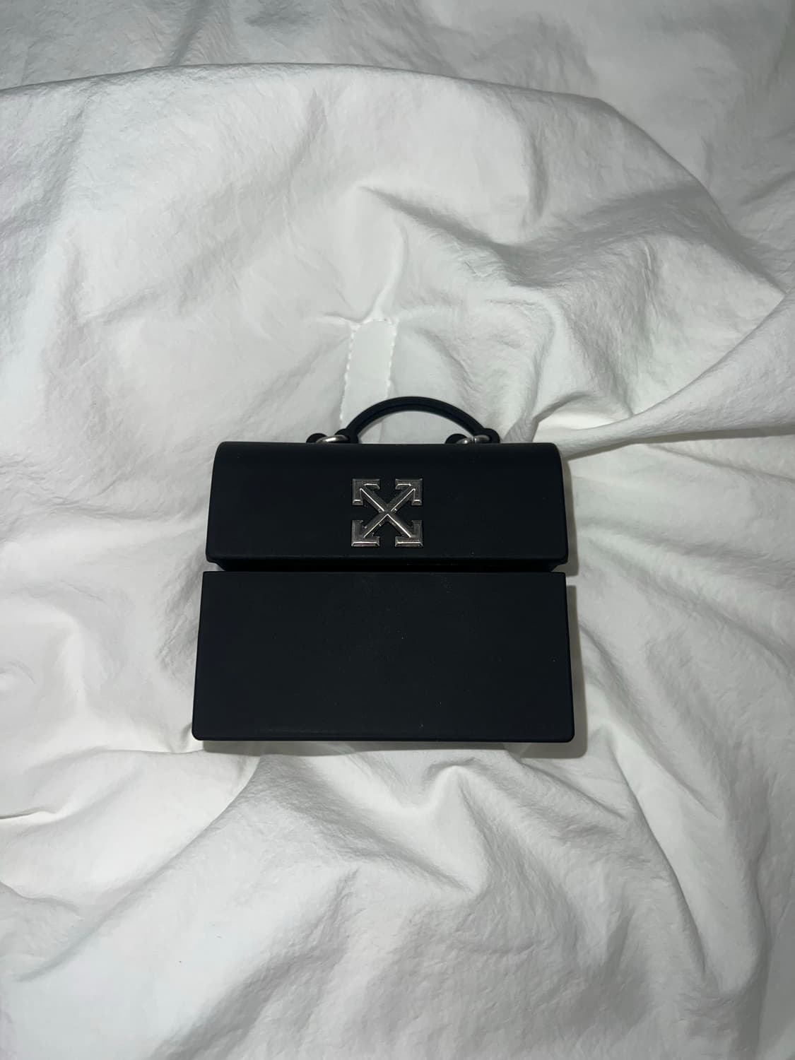 오프화이트 에어팟프로 케이스 상품이미지1