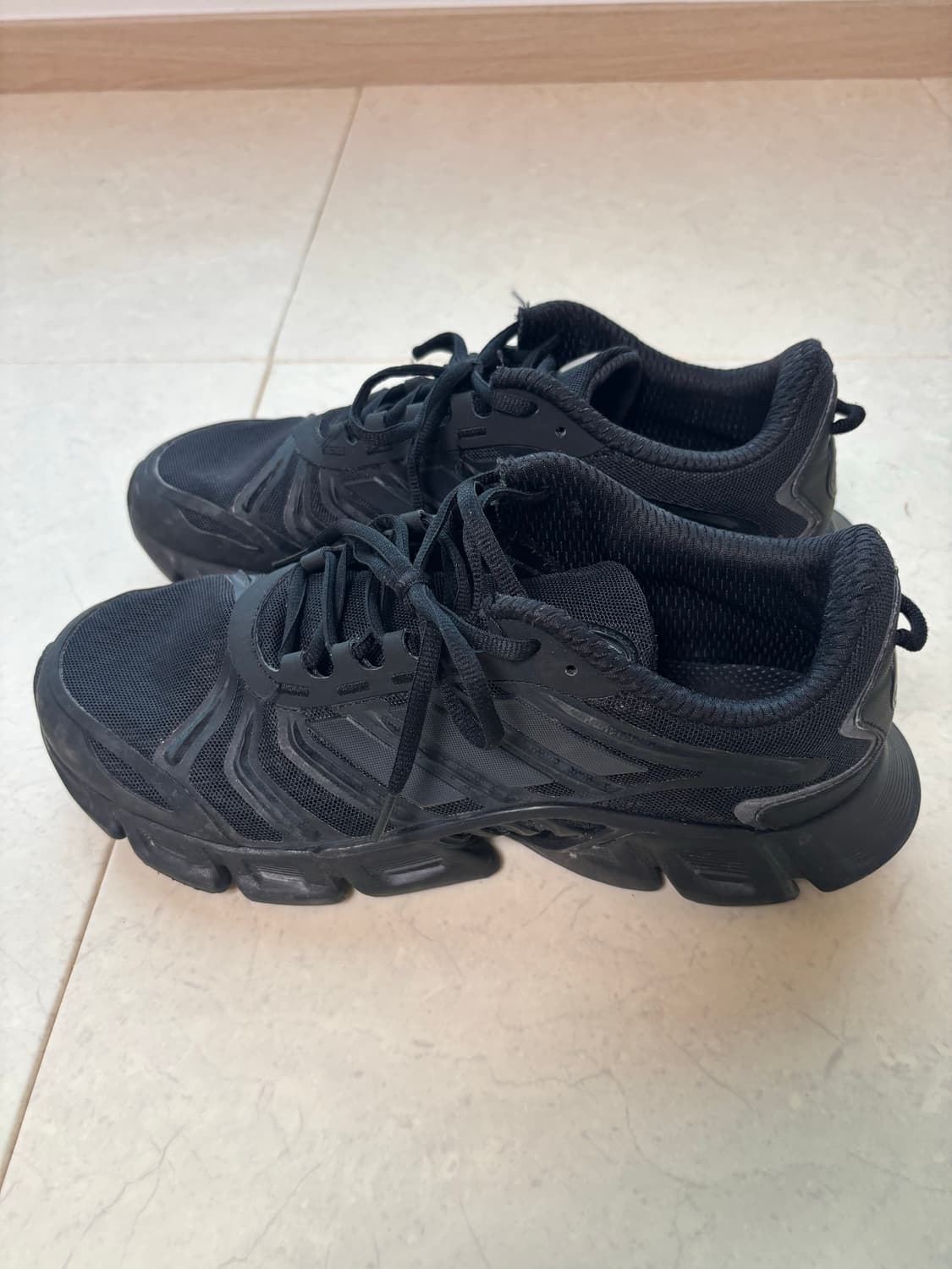 아디다스 올블랙 운동화 280 상품이미지2