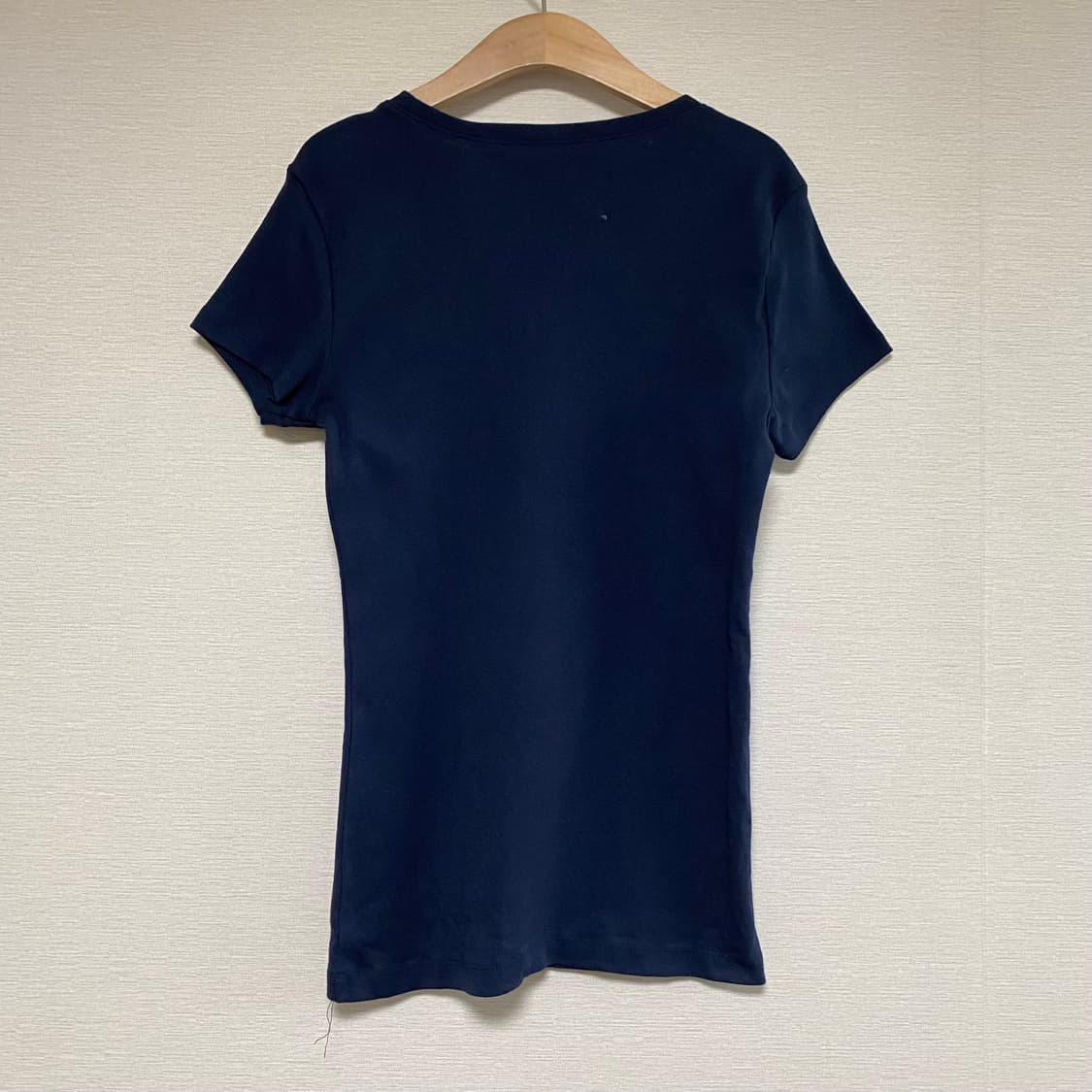타미힐피거 여성 에센셜 크루넥 반팔 티셔츠 네이비 M 상품이미지4