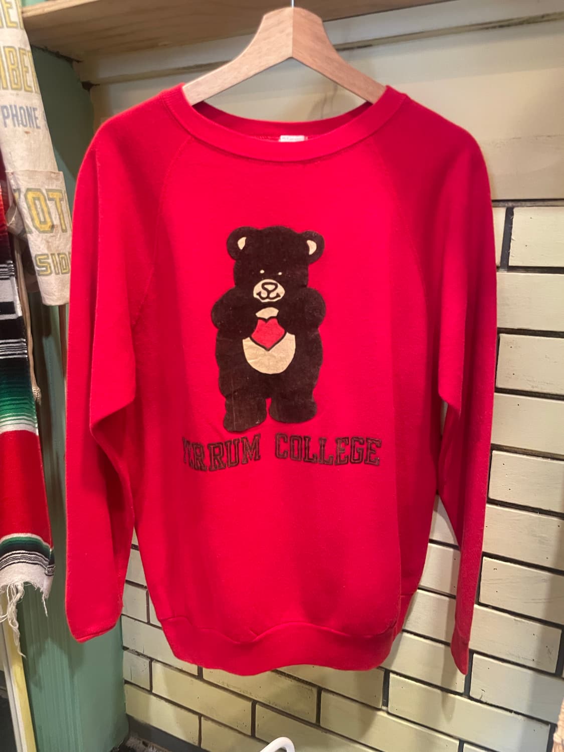 80s Vintage Bear Sweatshirt made in usa 상품이미지4