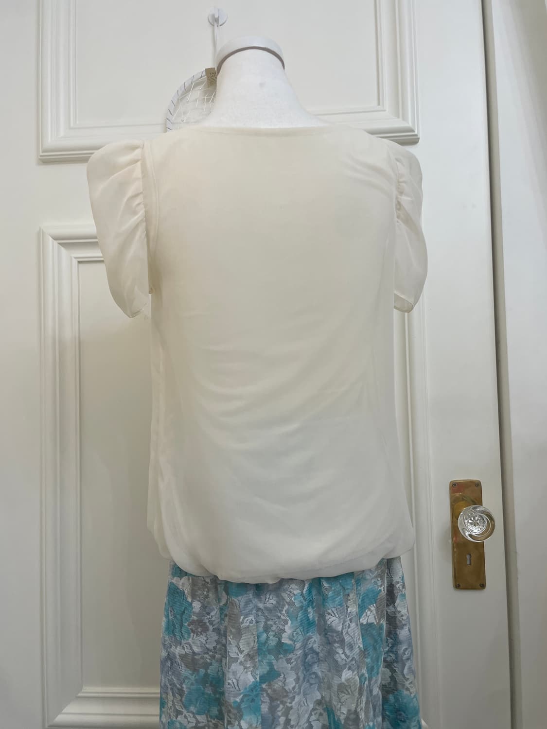 ivory pleats point puff sleeve blouse 상품이미지4