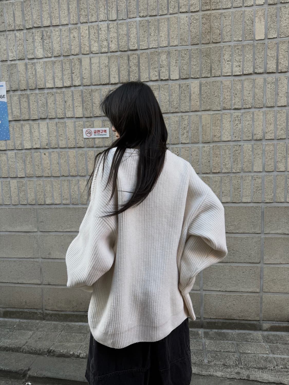 셀린느 울 리브스 스터드 로고 니트 상품이미지5