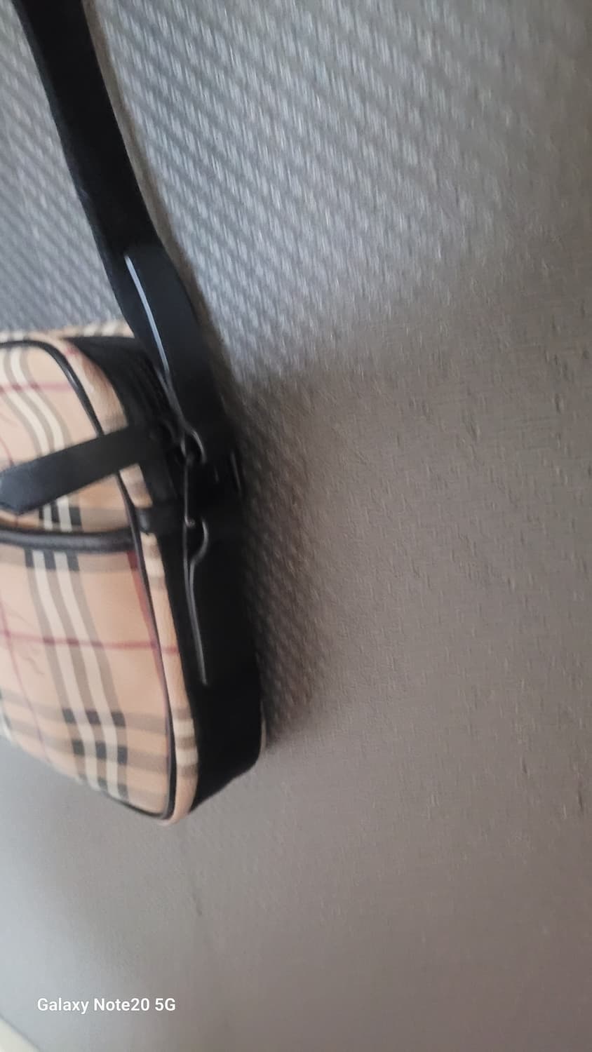 버버리 노바체크 크로스백 상품이미지4