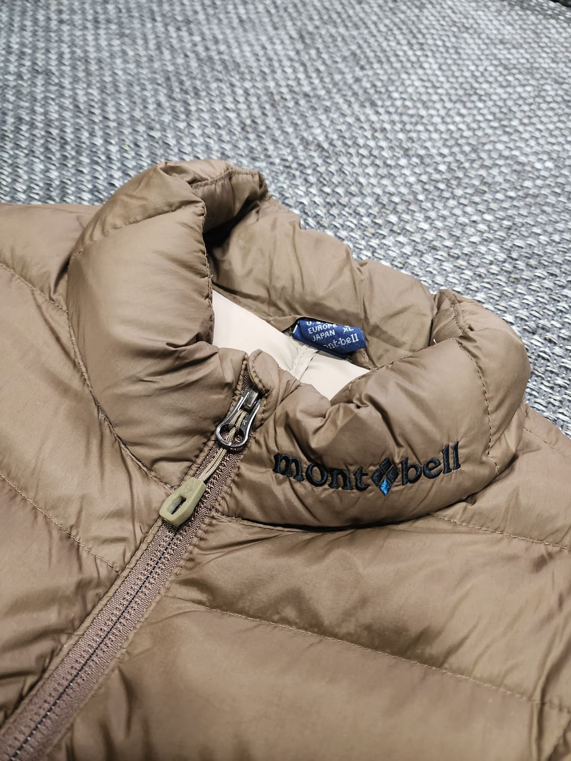 몽벨 경량 패딩 브라운 패딩 105 XL 상품이미지8