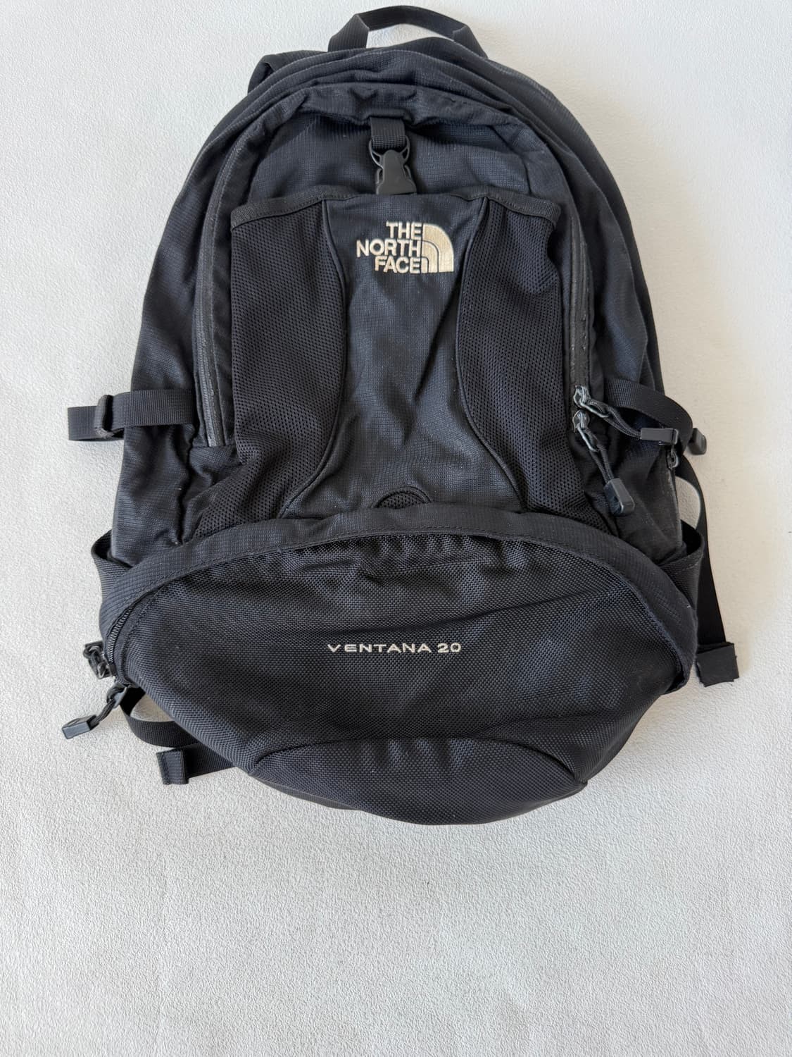 올드 노스페이스(THE NORTH FACE) 20L 백팩(지퍼테입 손상) 상품이미지3