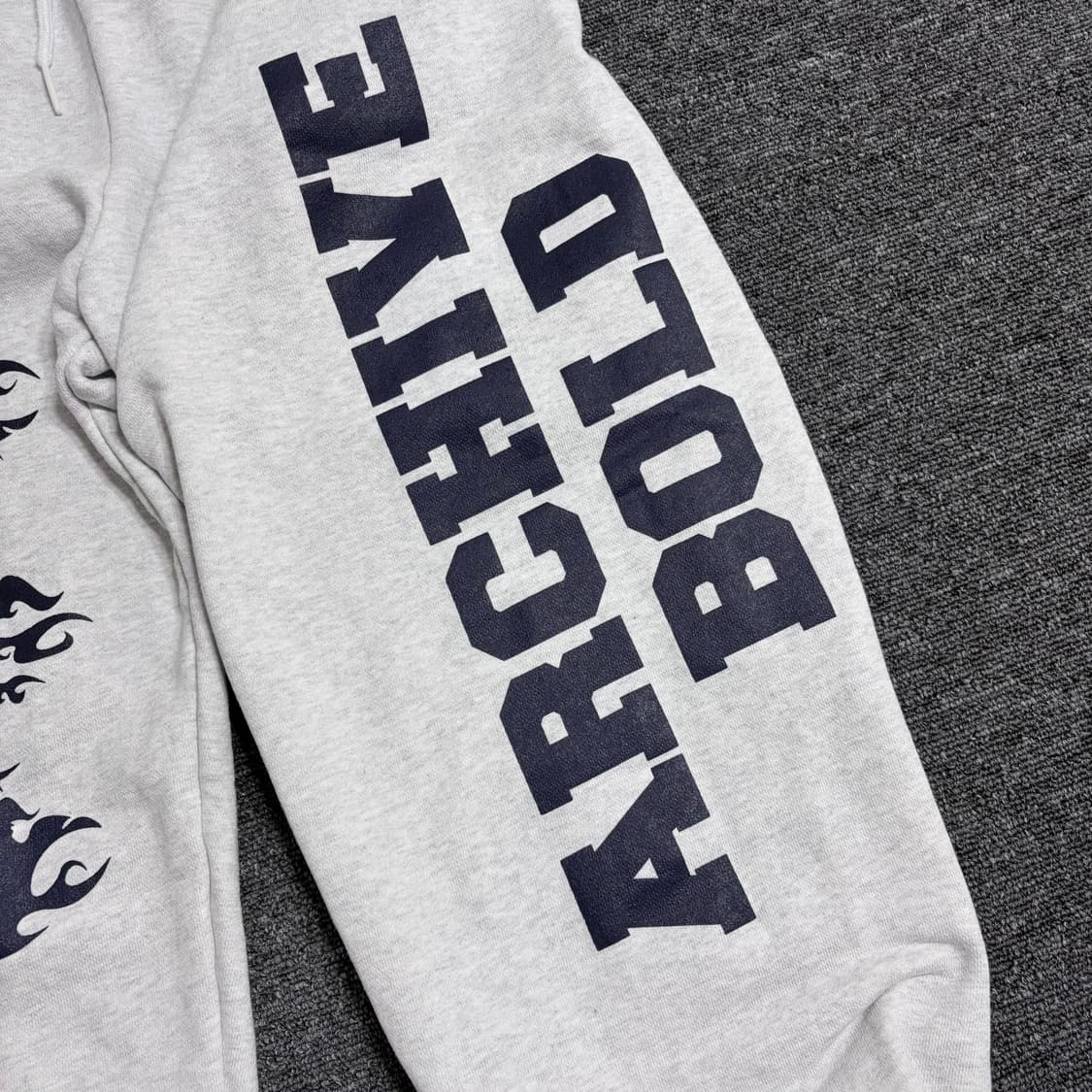 아카이브 볼드 939 플레임 스웻 팬츠 상품이미지2