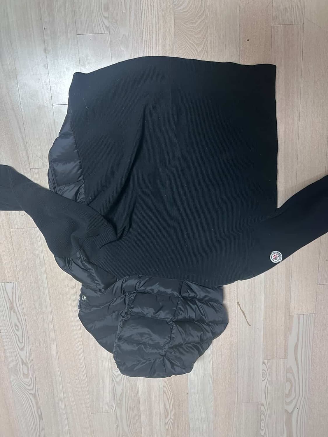 몽클레어 후드니트패딩 상품이미지2