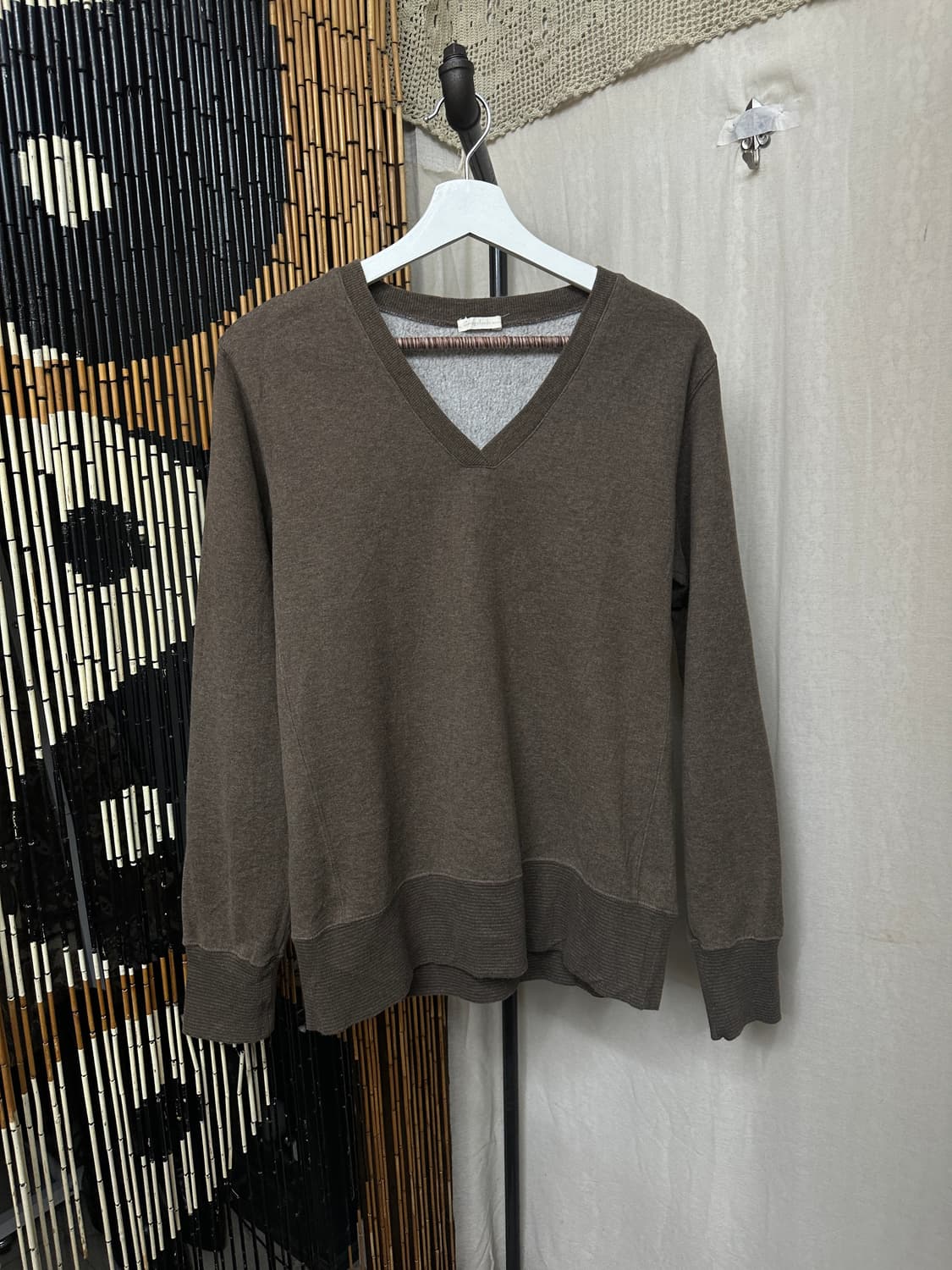 sunny clouds v-neck mtm 상품이미지3