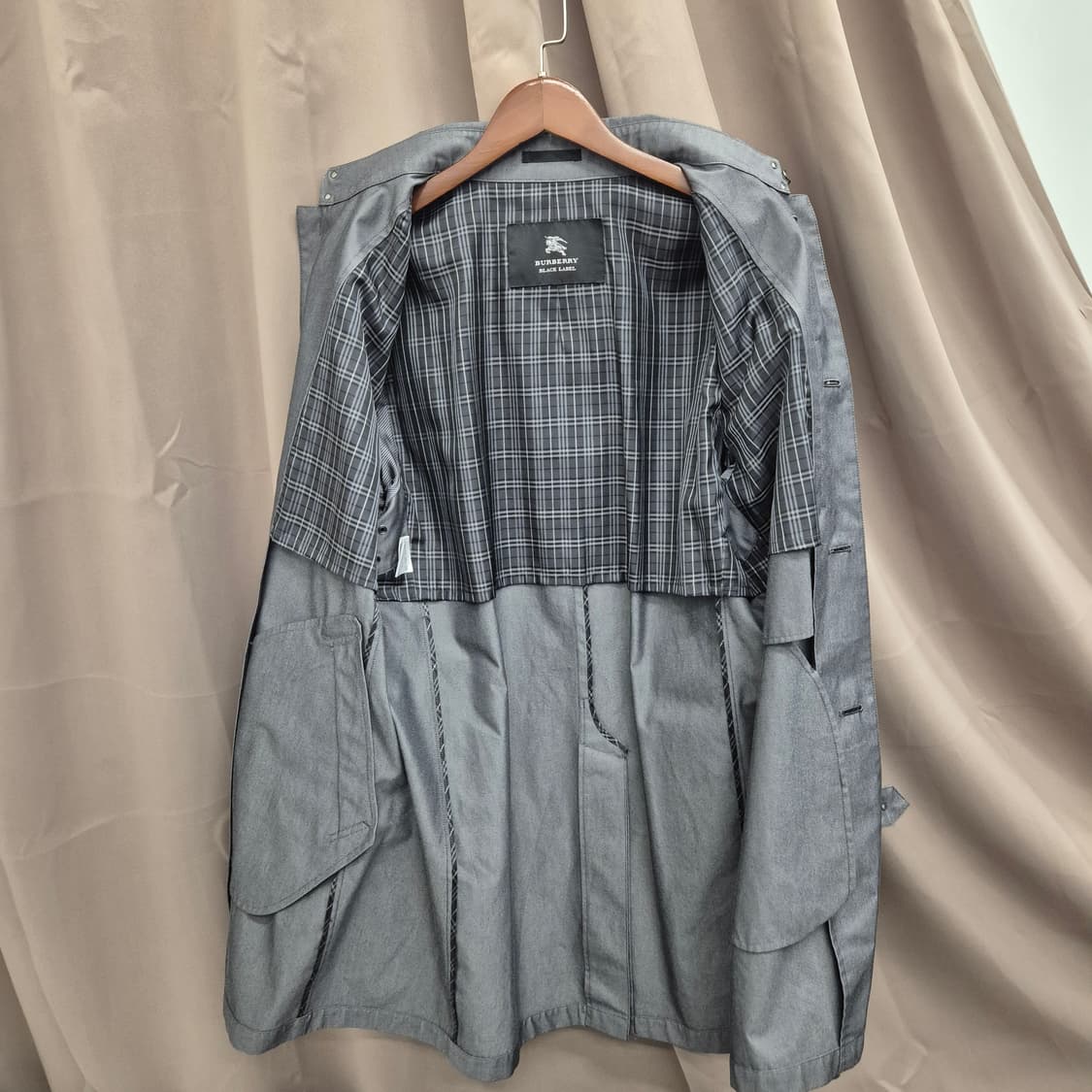 버버리 블랙 라벨 미디 트렌치 코트 LL 상품이미지5