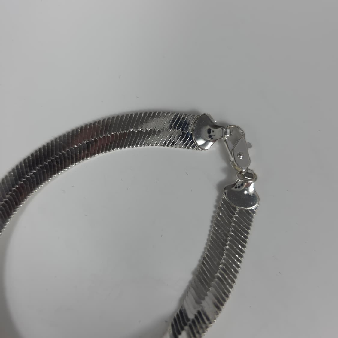 [새상품] 실버 헤링본 팔찌 메탈 상품이미지5