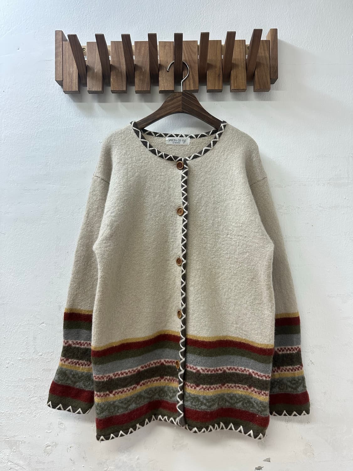 일본빈티지 SAISON DE ELLE 울100% 우드 버튼 니트 가디건 상품이미지1