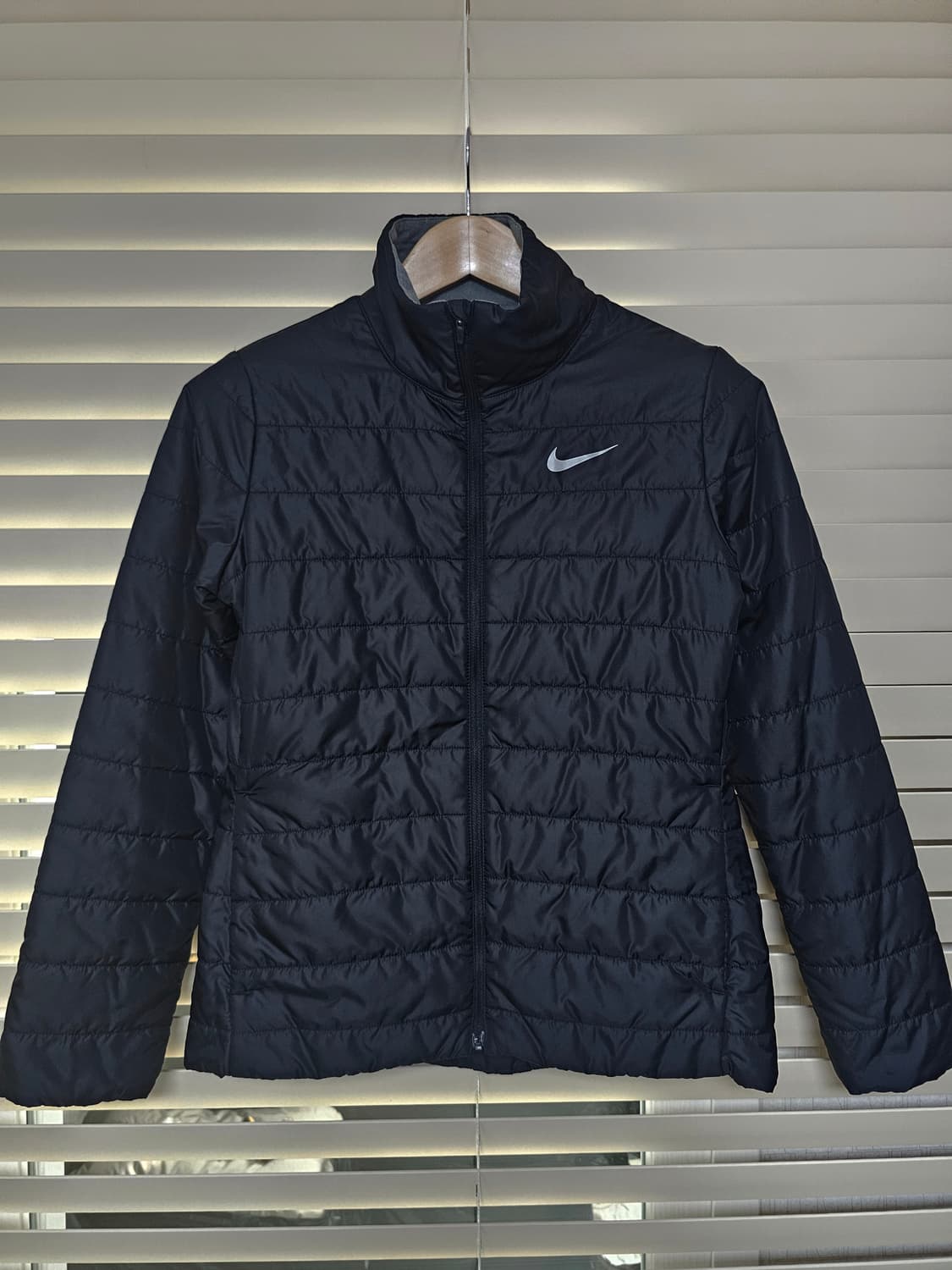 나이키 여성 골프 경량패딩 M 상품이미지1