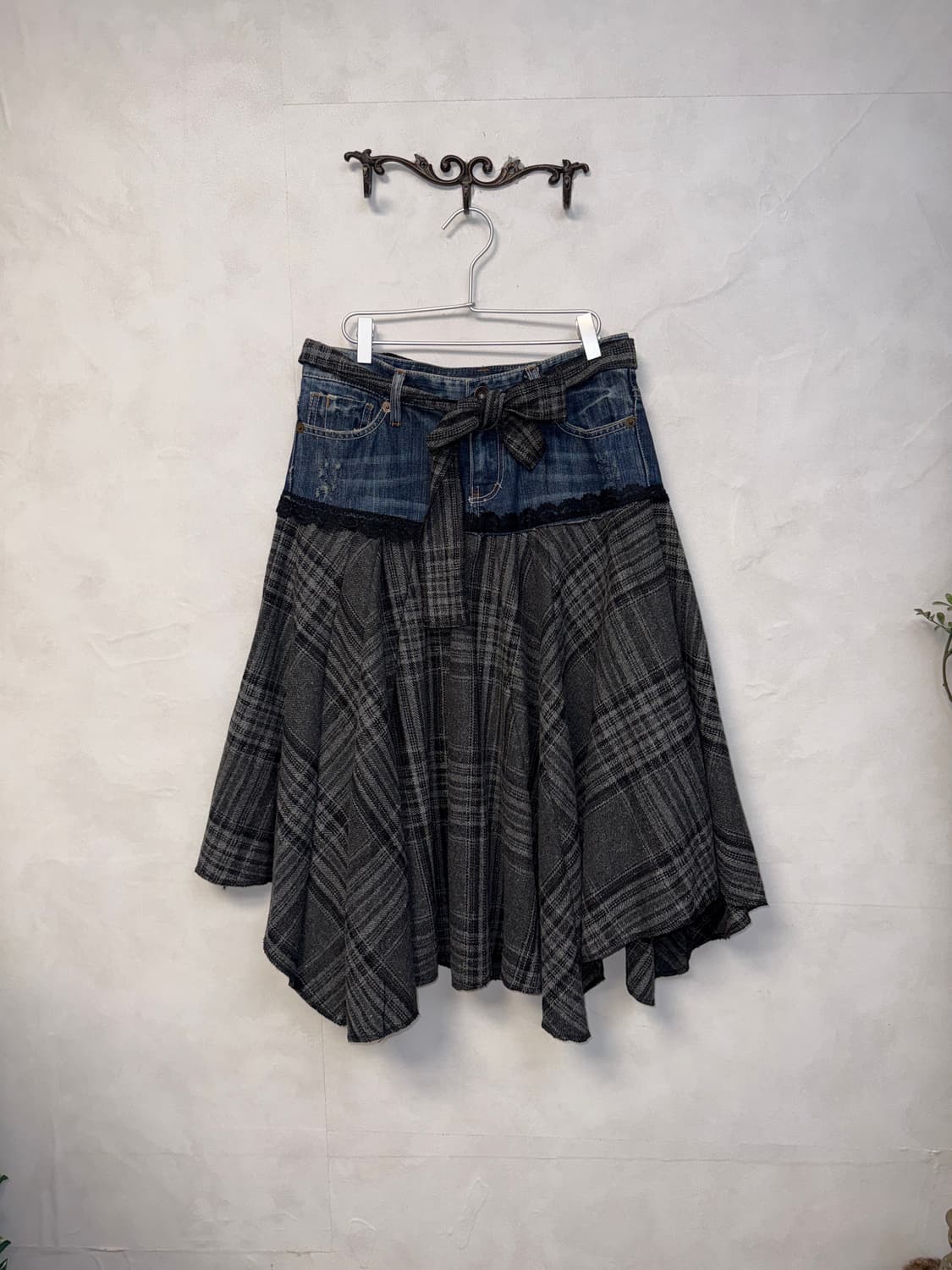 Charcoal check denim lace layered skirt 상품이미지1
