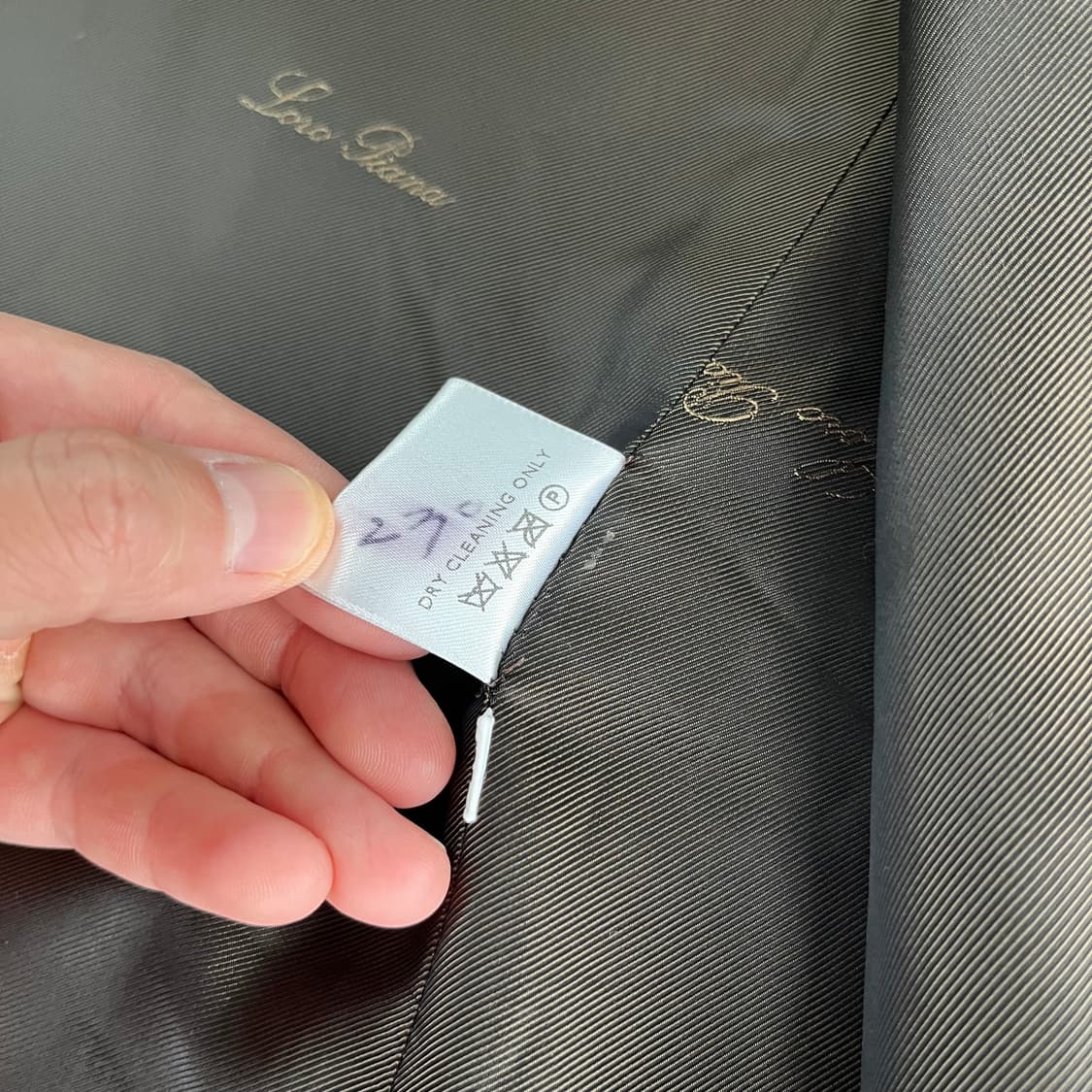 로로피아나 우먼 울 싱글코트 42 상품이미지9
