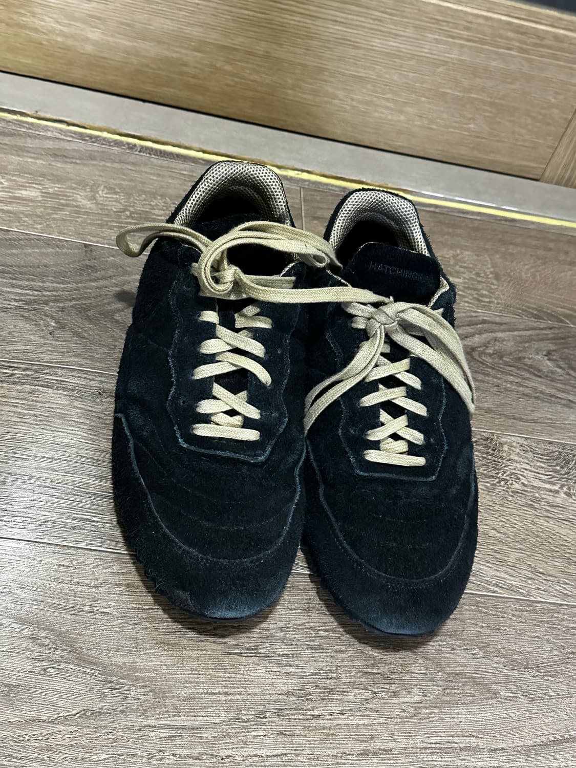 해칭룸 풋볼 슈즈 스웨이드 블랙 275 상품이미지1