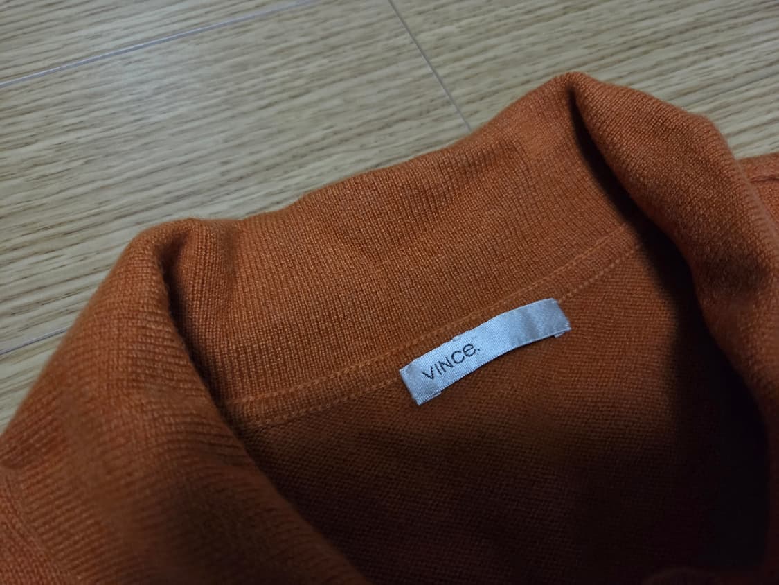 VINCE 밀라노 오픈넥 카라 폴로 니트  상품이미지4