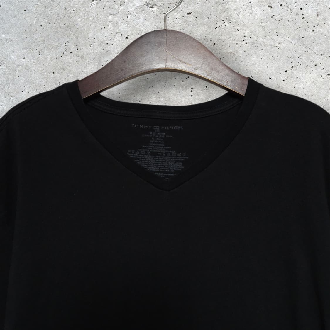 타미힐피거 브이넥 반팔티 (100/L) 상품이미지2