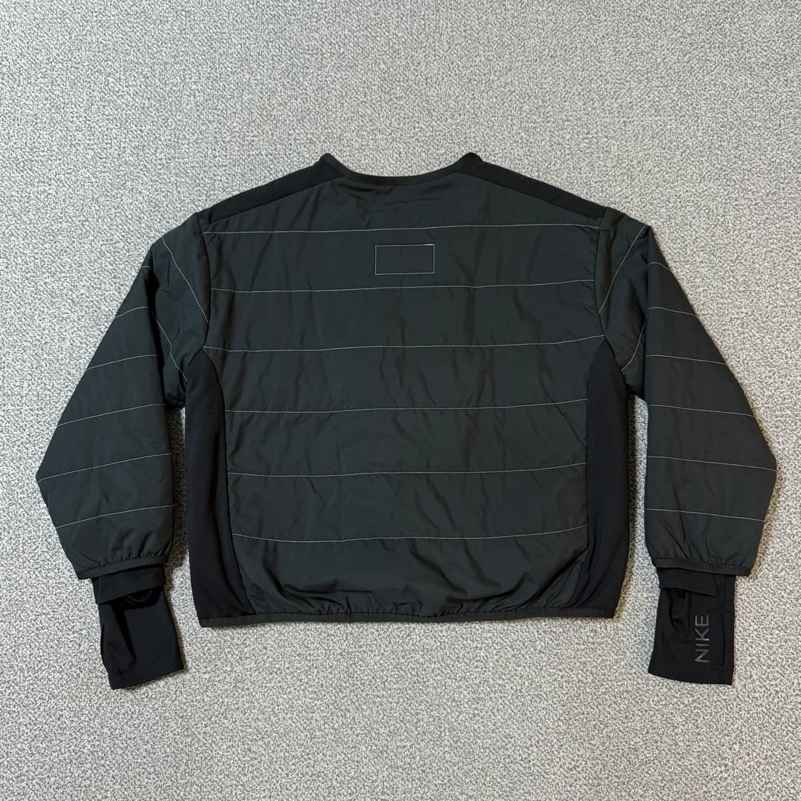 [정가 15만원] 나이키 써마핏 러닝 자켓 여성용 M 상품이미지2