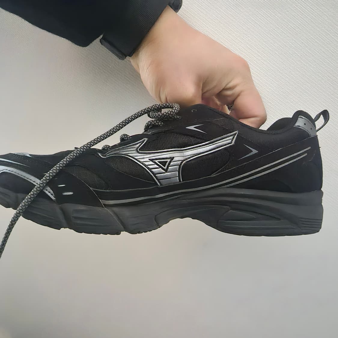 미즈노 (265) MXR - 블랙:메탈릭 그레이 / D1GA246801  상품이미지2