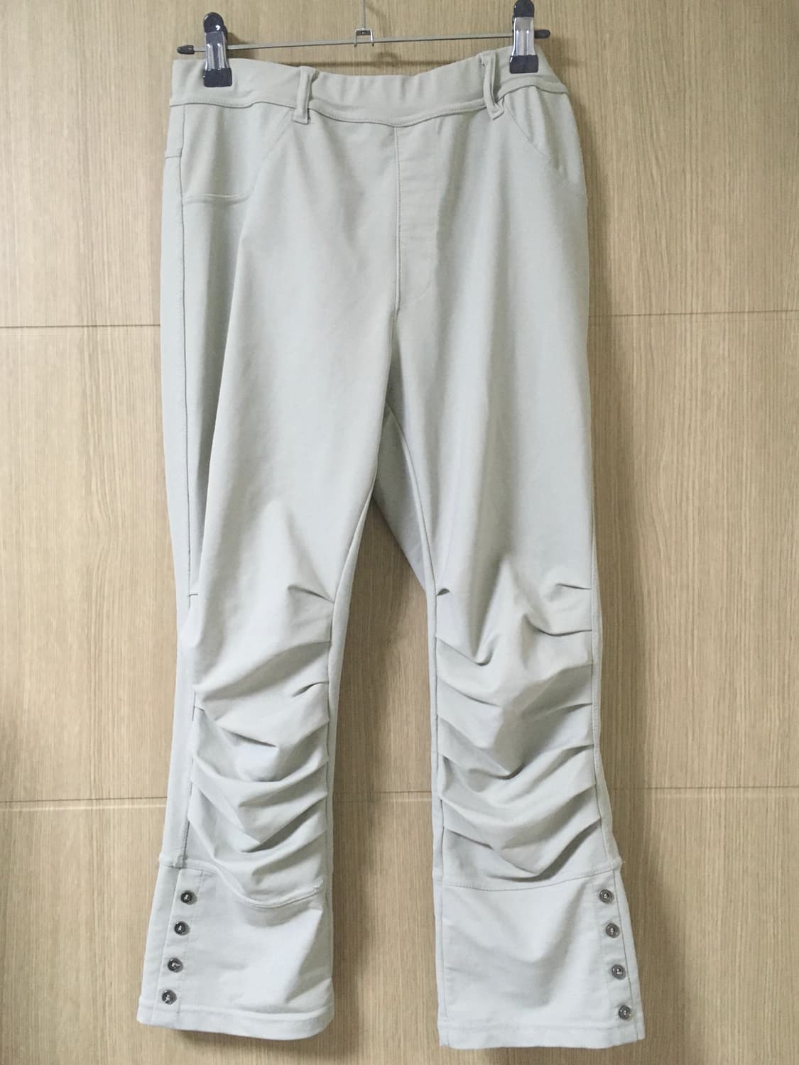 Wrinkled crop pants 상품이미지1
