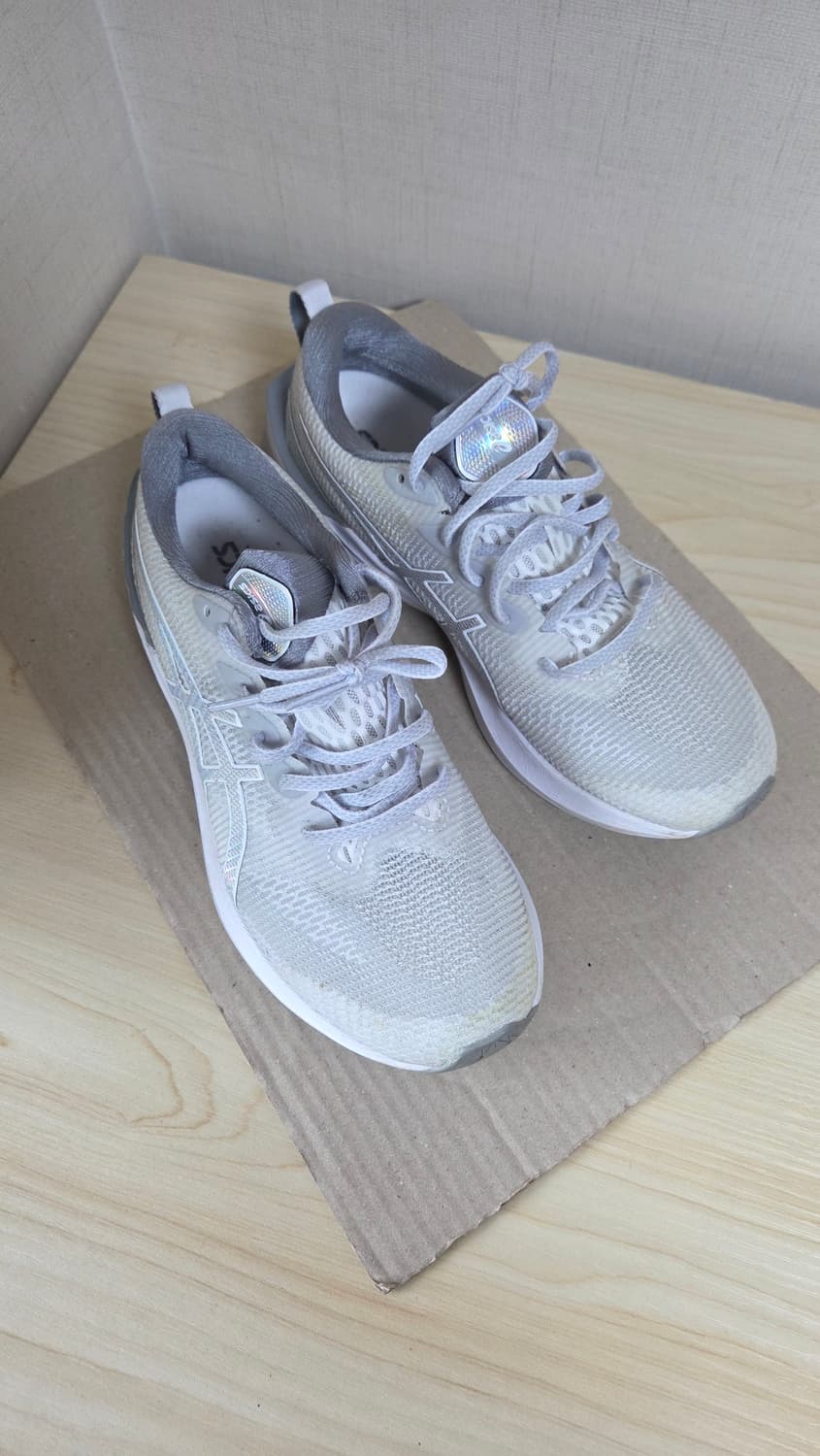 아식스 노바블라스트 2 상품이미지1