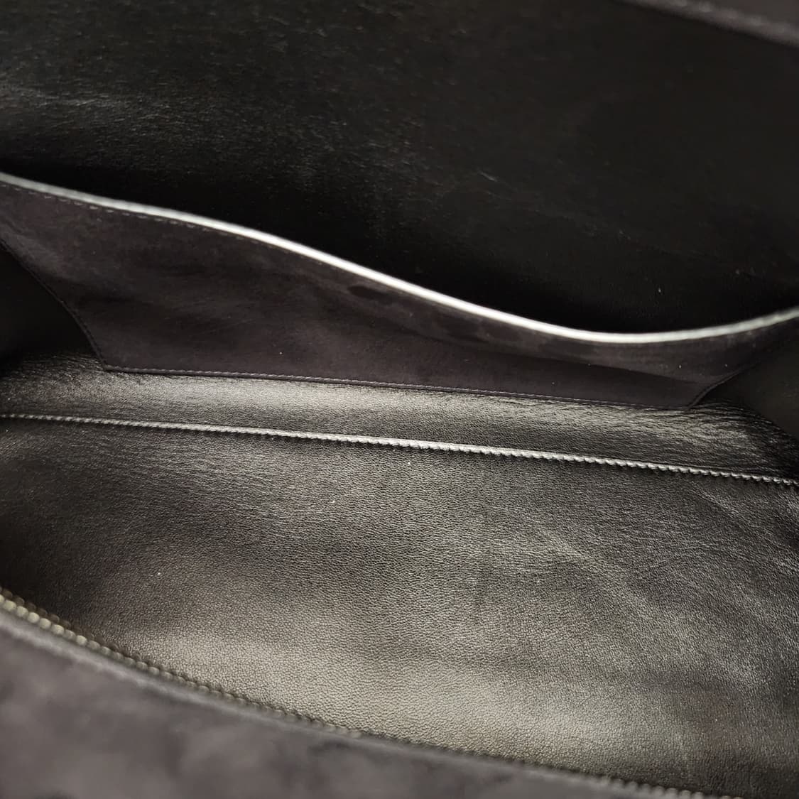 더로우 테라스백 누벅 블랙 스웨이드 (라올스 정품 감정서) 상품이미지4